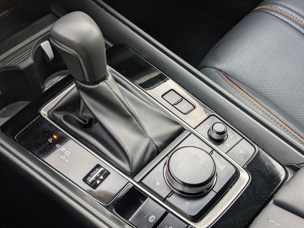 Thumbnail: 2025 Mazda CX-50 - 19