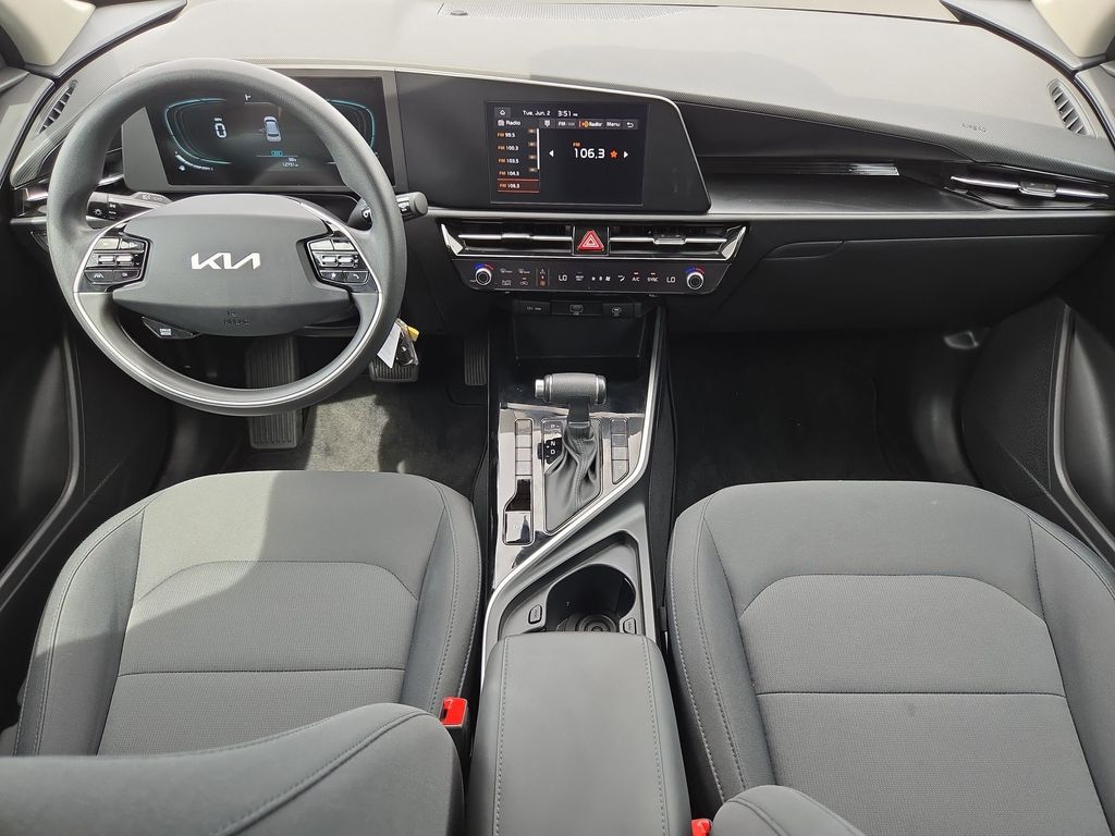 Thumbnail: 2025 Kia Niro - 23