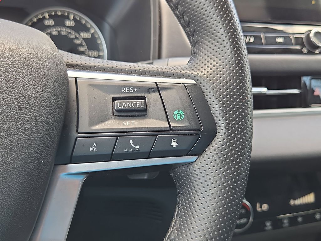 Thumbnail: 2025 Mitsubishi Outlander - 22
