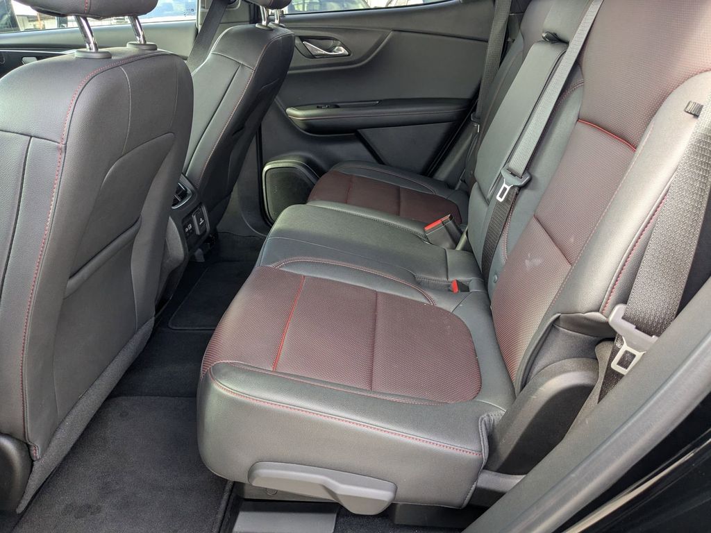 Thumbnail: 2025 Chevrolet Blazer - 24