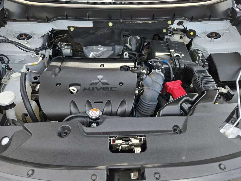 Thumbnail: 2025 Mitsubishi Outlander Sport - 34