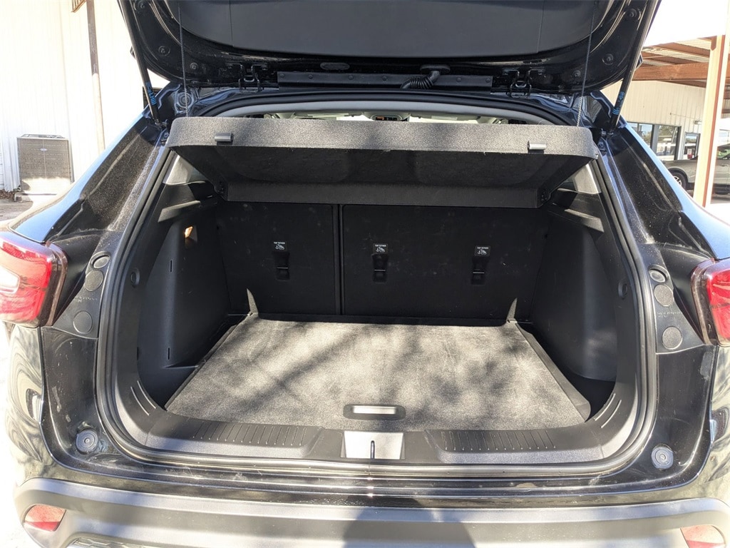 Thumbnail: 2025 Chevrolet Trax - 28