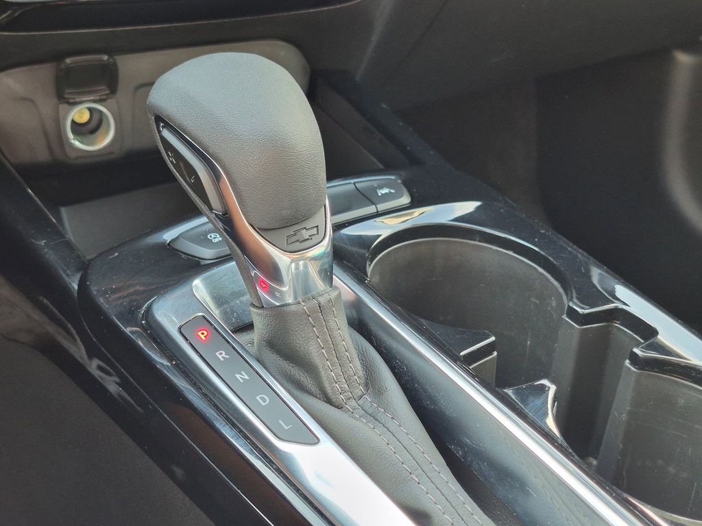 Thumbnail: 2025 Chevrolet Trax - 18