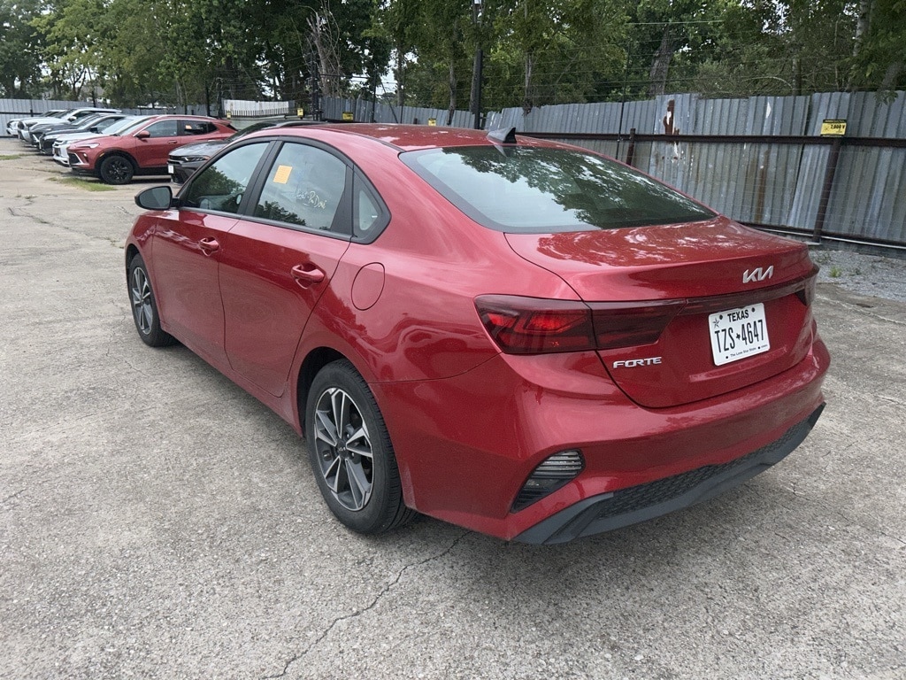 Thumbnail: 2024 Kia Forte - 6