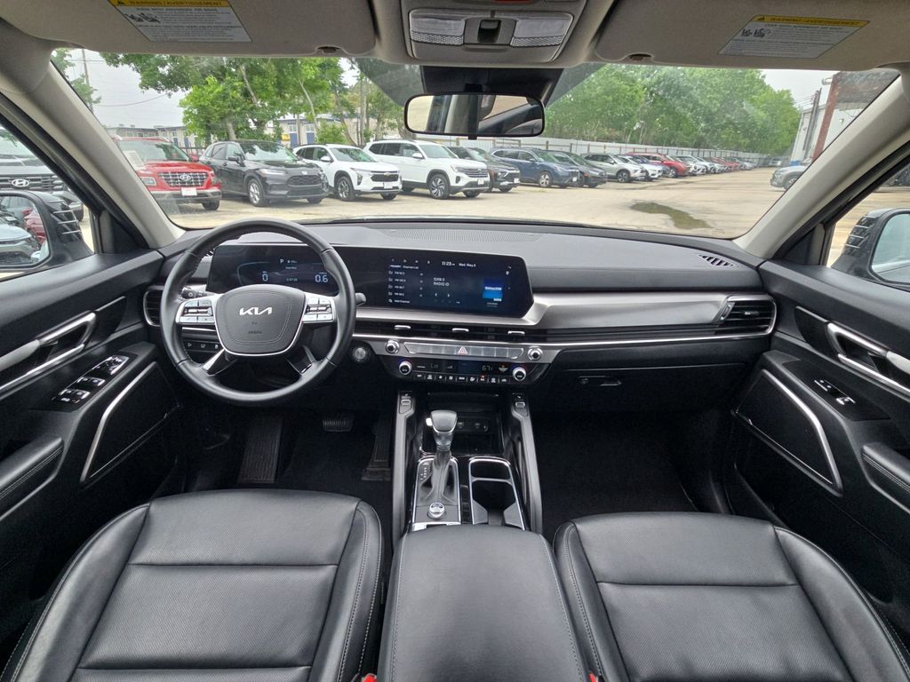 Thumbnail: 2025 Kia Telluride - 24