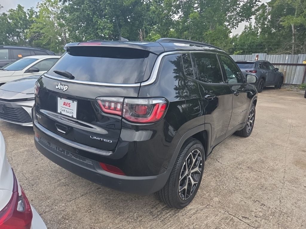 Thumbnail: 2025 Jeep Compass - 9