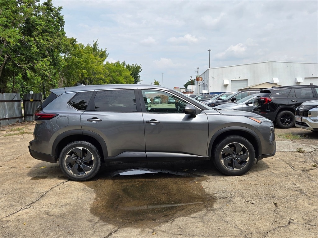 Thumbnail: 2024 Nissan Rogue - 4