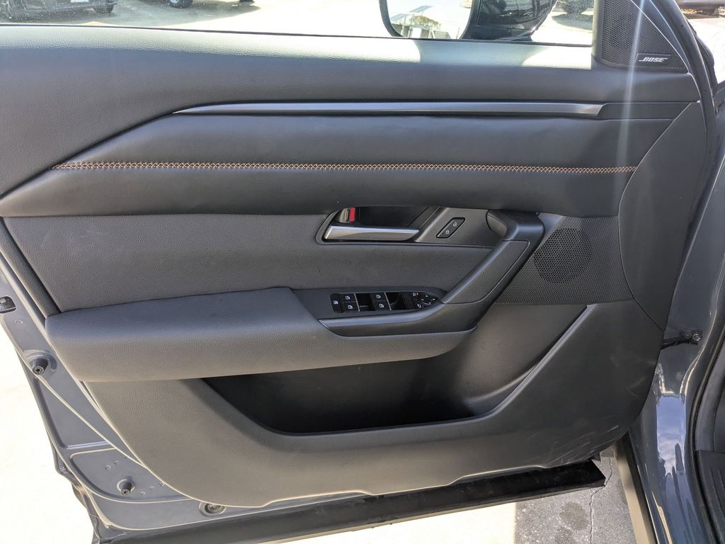 Thumbnail: 2025 Mazda CX-50 - 11