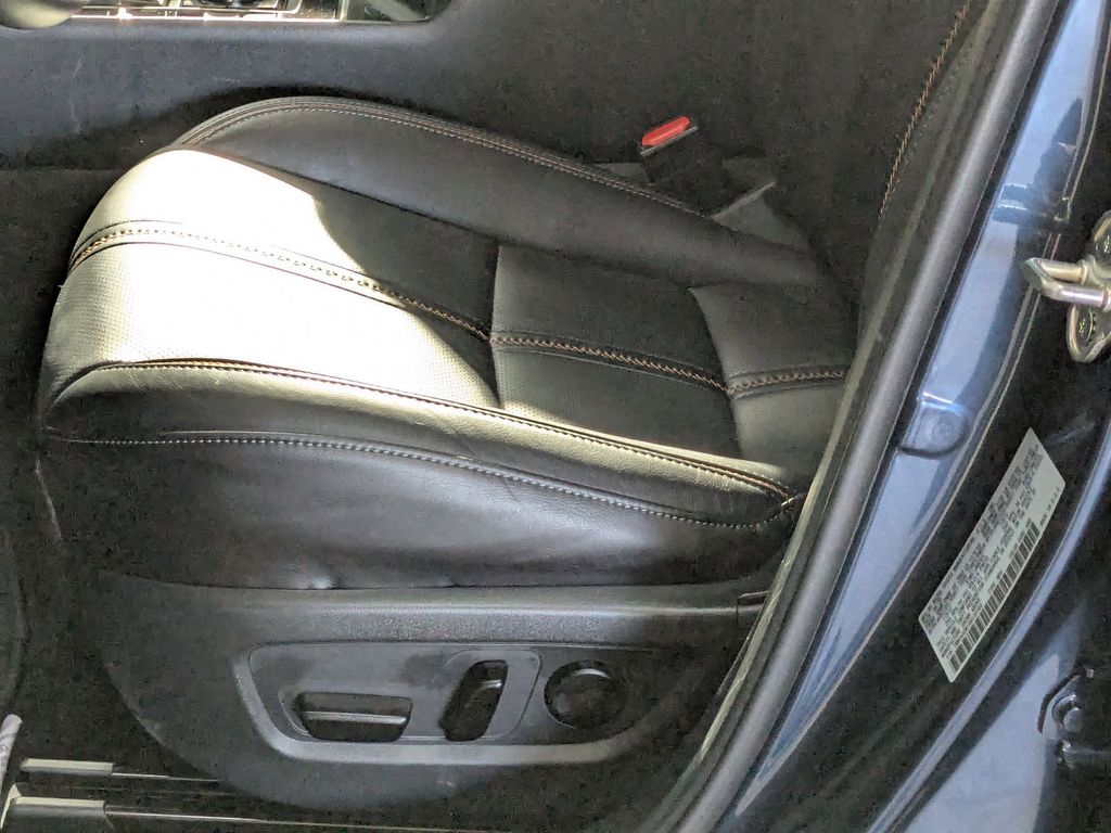 Thumbnail: 2025 Mazda CX-50 - 22