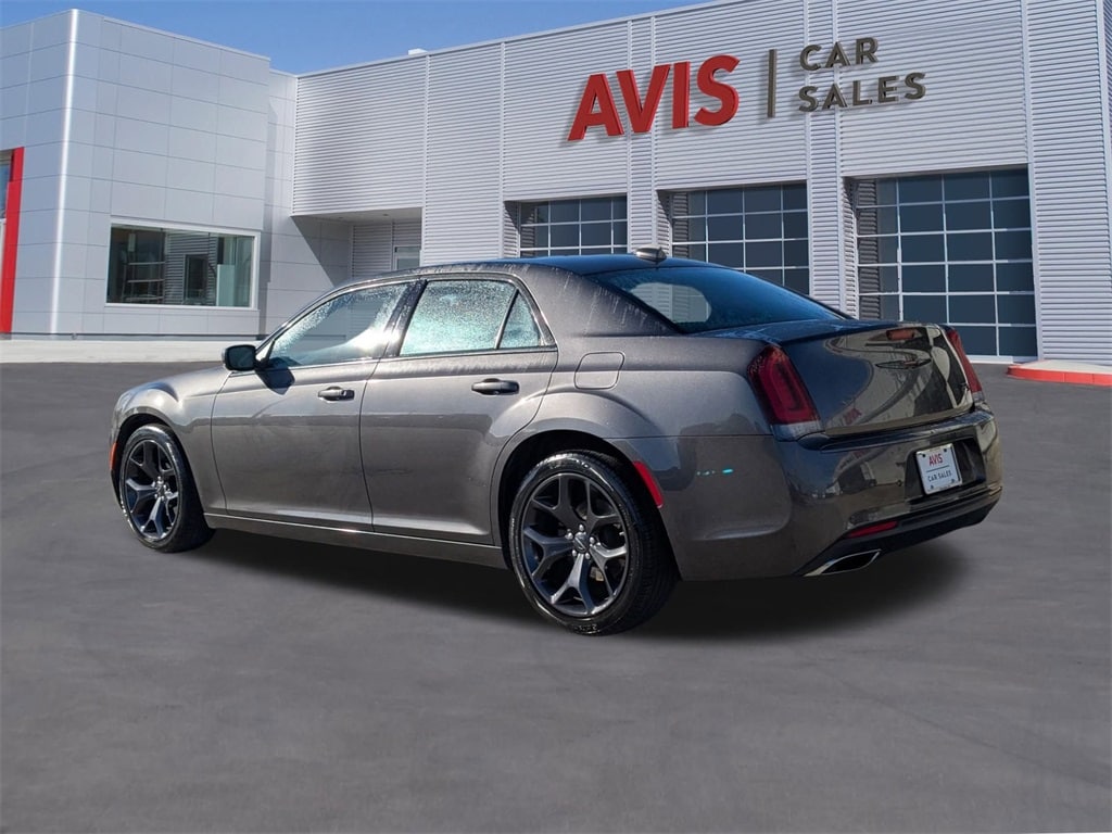 Thumbnail: 2023 Chrysler 300 - 6