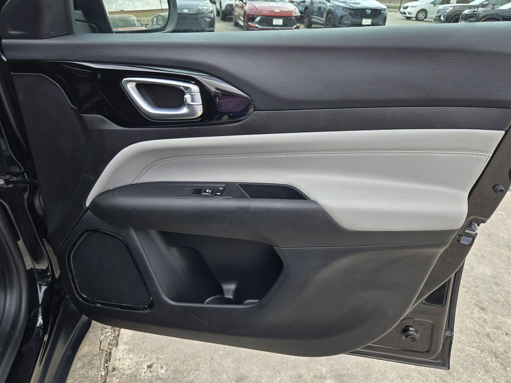 Thumbnail: 2025 Jeep Compass - 26