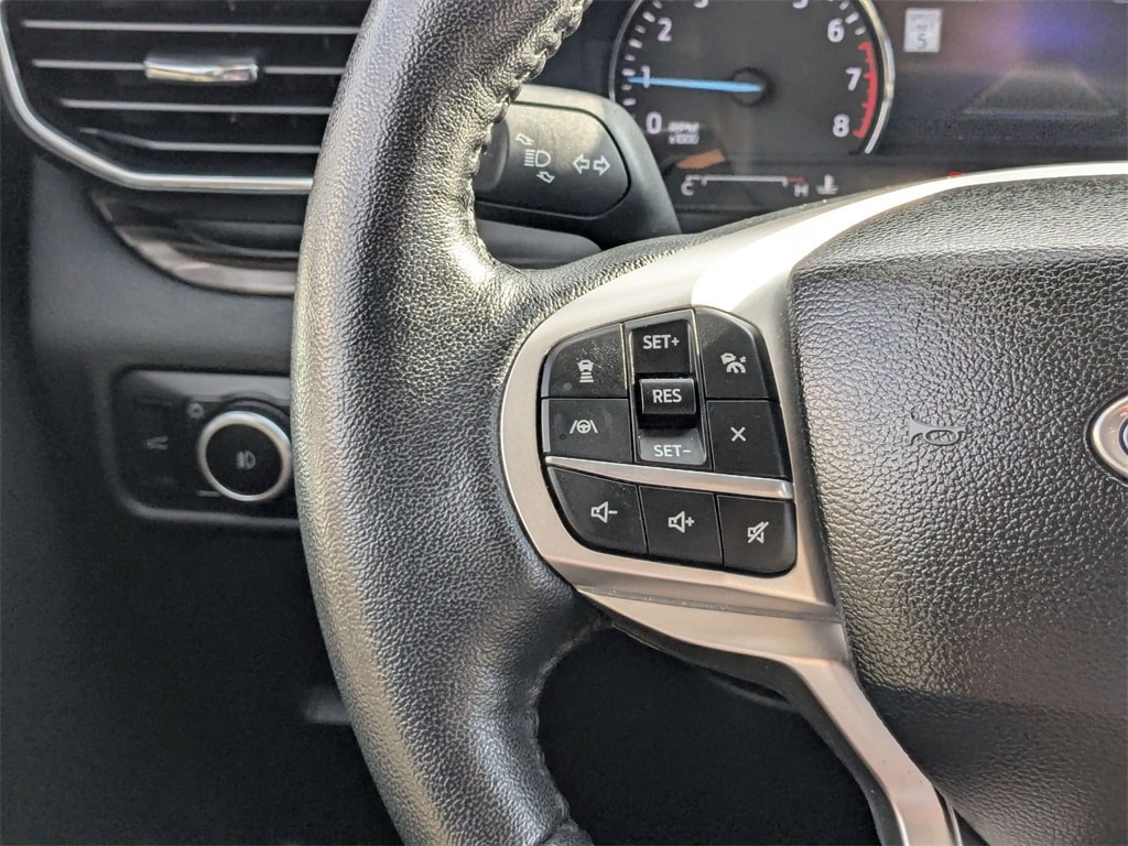 Thumbnail: 2023 Ford Explorer - 16