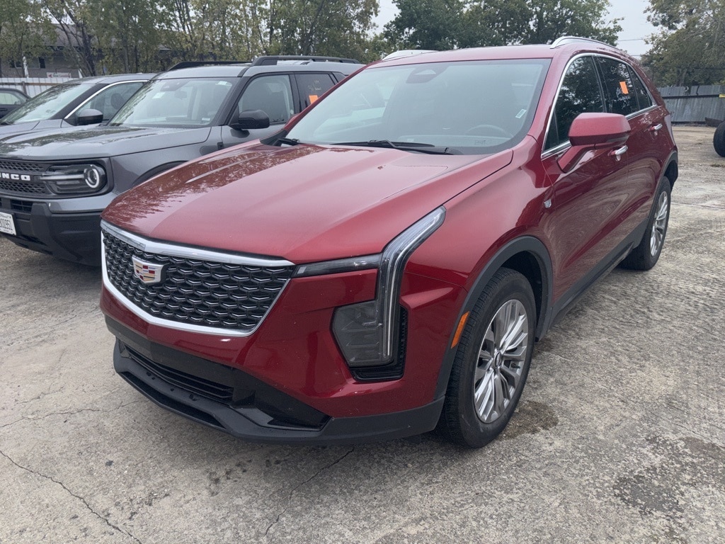 Thumbnail: 2024 Cadillac XT4 - 1