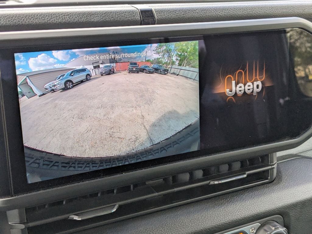 Thumbnail: 2025 Jeep Wrangler - 21