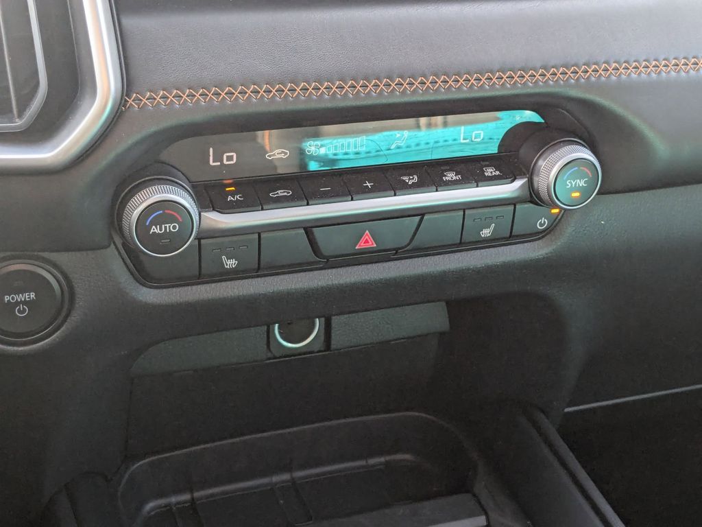 Thumbnail: 2025 Mazda CX-50 - 22