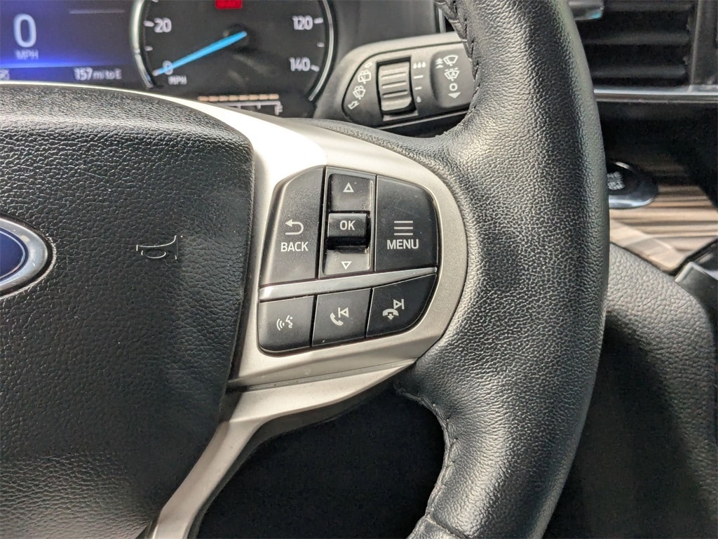 2023 Ford Explorer Limited 17