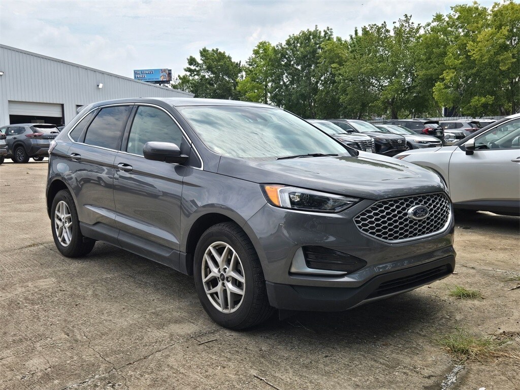 Thumbnail: 2024 Ford Edge - 3