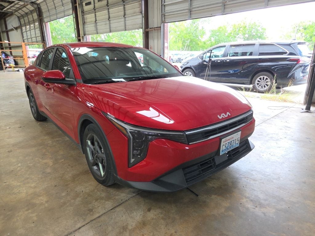 Thumbnail: 2025 Kia K4 - 4