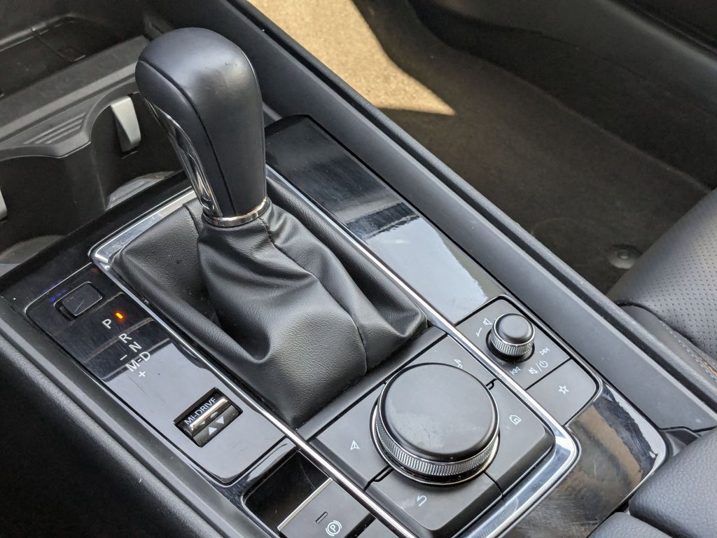 Thumbnail: 2025 Mazda CX-50 - 19