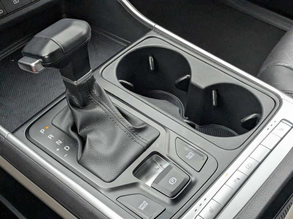 Thumbnail: 2025 Kia Carnival - 19