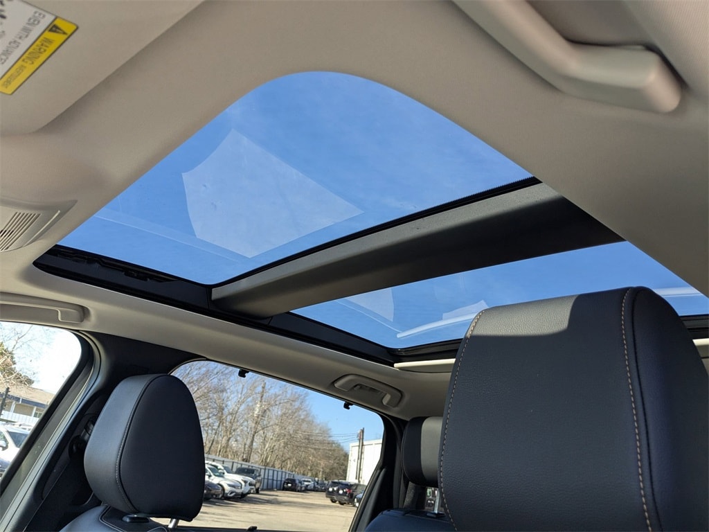 Thumbnail: 2025 Mazda CX-90 - 24