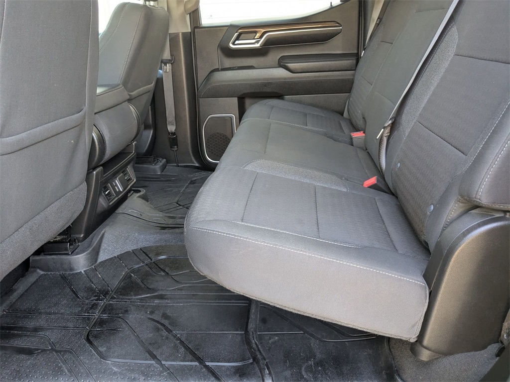 Thumbnail: 2024 Chevrolet Silverado 1500 - 24