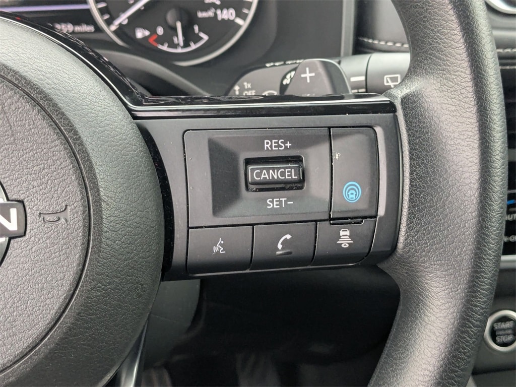 Thumbnail: 2023 Nissan Rogue - 17