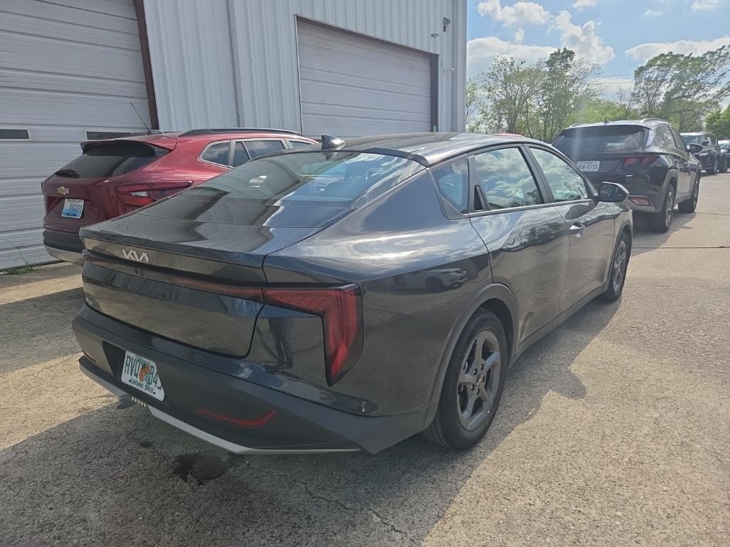 Thumbnail: 2025 Kia K4 - 11