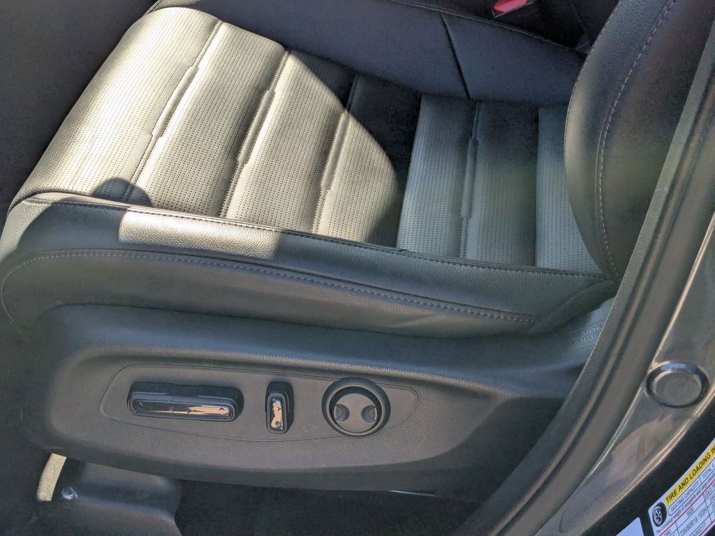 Thumbnail: 2025 Honda CR-V - 23