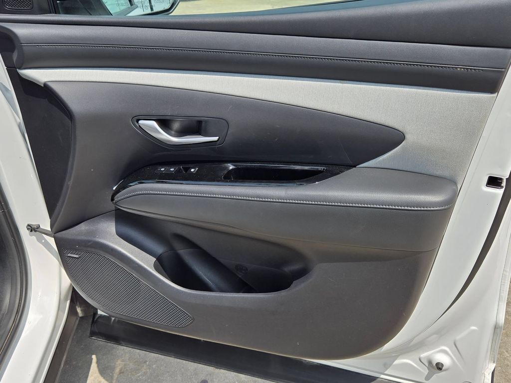 2025 Hyundai Santa Cruz Limited - Photo 36