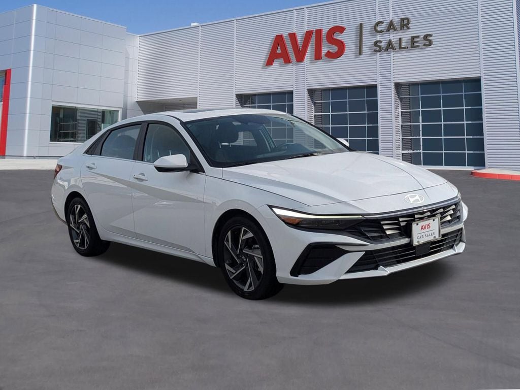 Thumbnail: 2025 Hyundai Elantra - 3