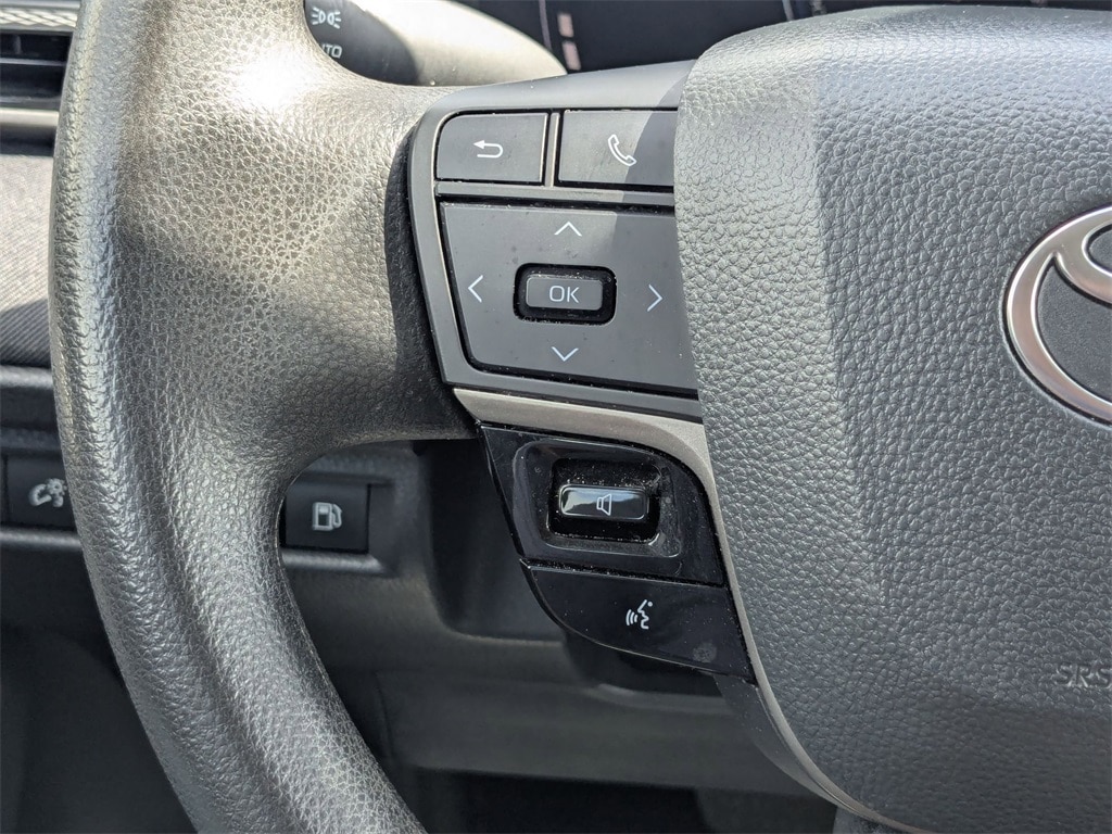 Thumbnail: 2025 Toyota Camry - 16