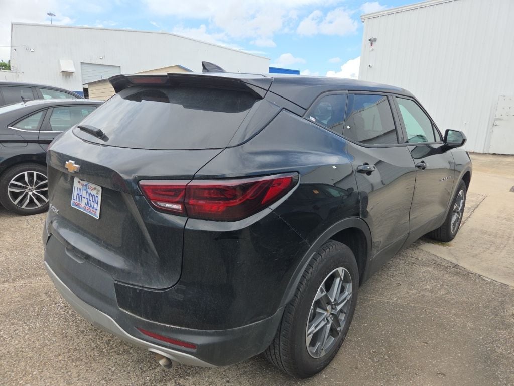 Thumbnail: 2025 Chevrolet Blazer - 9