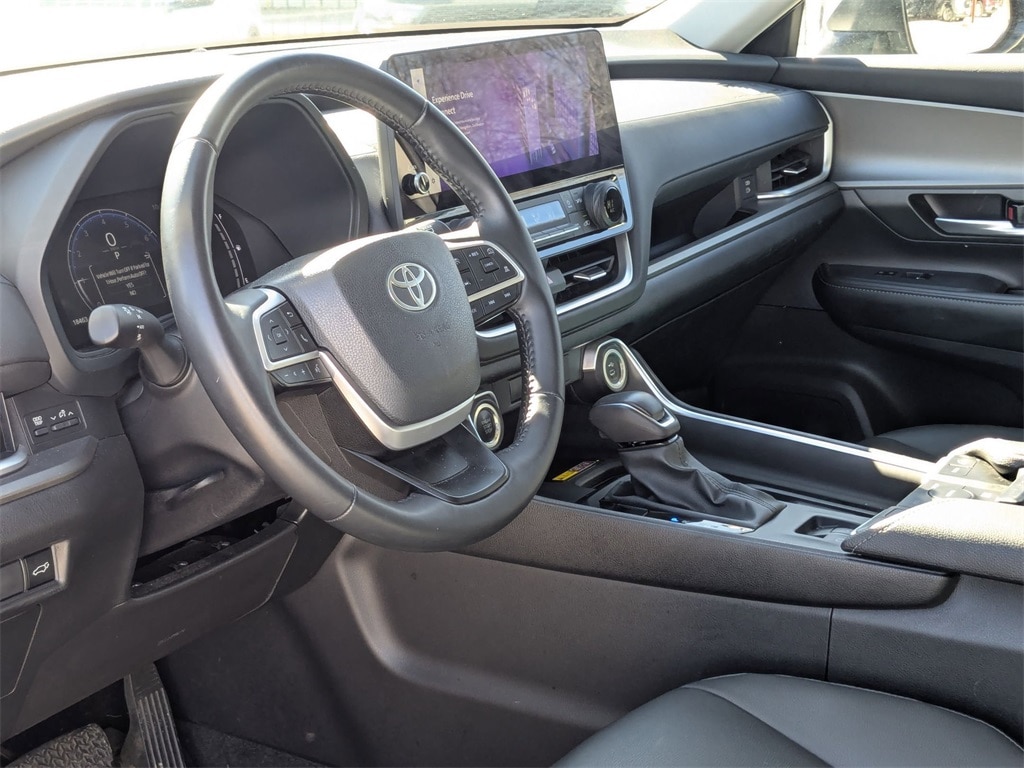 Thumbnail: 2025 Toyota Grand Highlander - 14