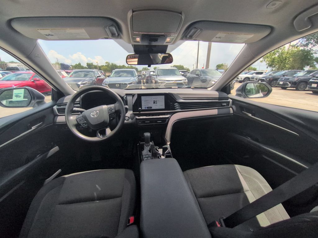 Thumbnail: 2025 Toyota Camry - 25