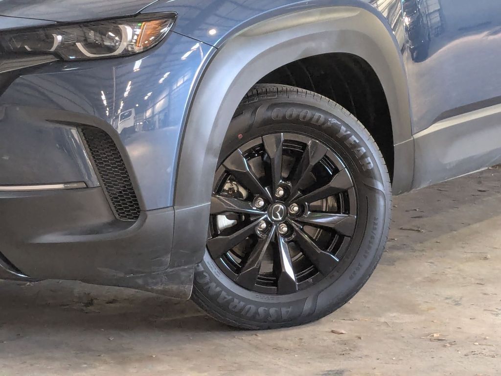 Thumbnail: 2025 Mazda CX-50 - 31