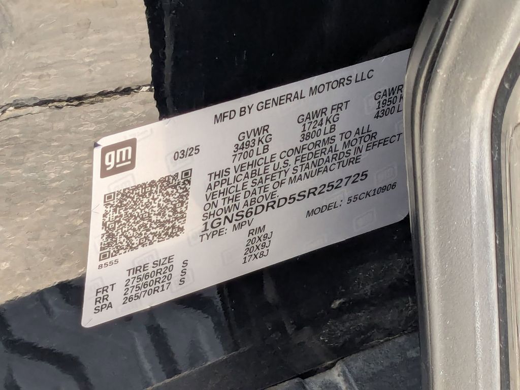 Thumbnail: 2025 Chevrolet Suburban - 33