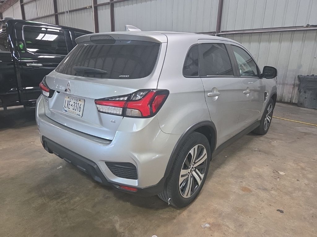 Thumbnail: 2025 Mitsubishi Outlander Sport - 9
