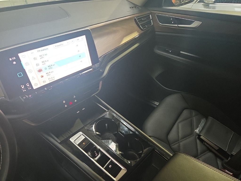 Thumbnail: 2025 Volkswagen Atlas - 3