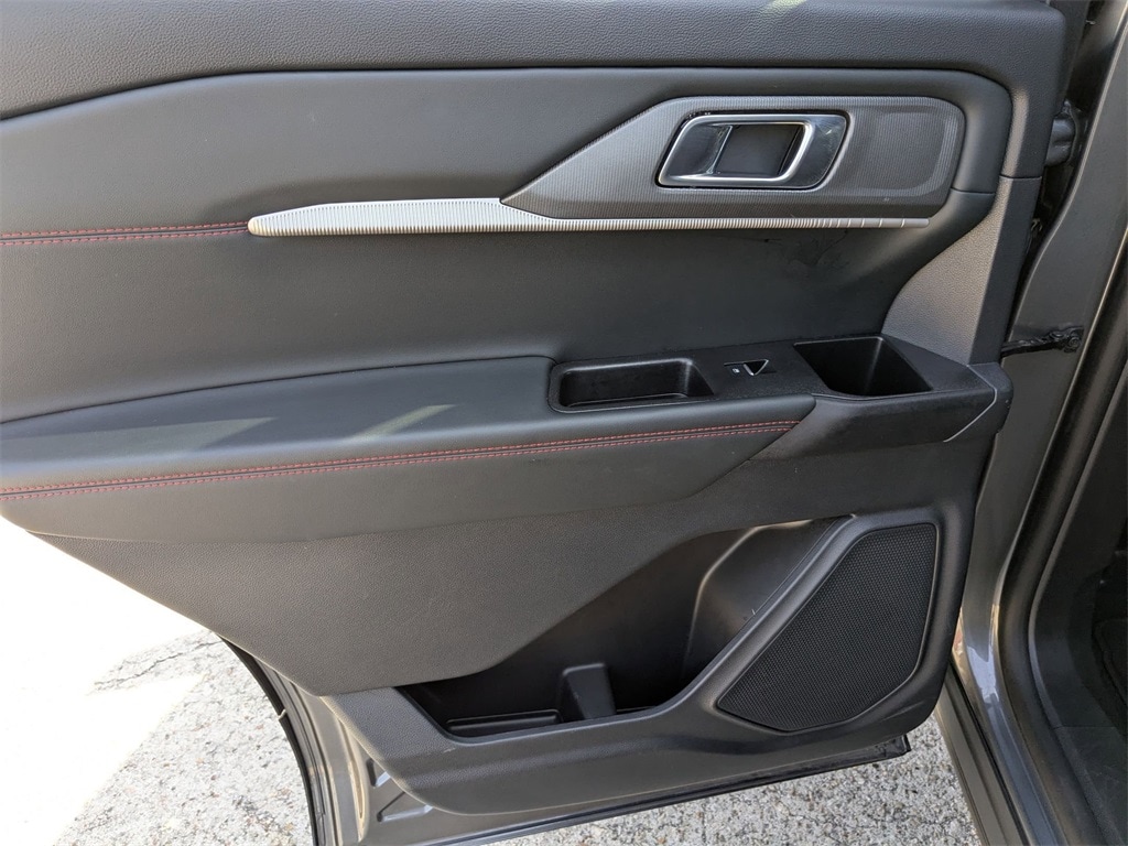 Thumbnail: 2025 Ford Explorer - 24