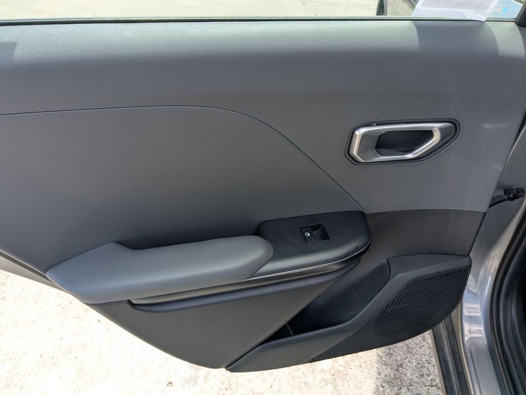 Thumbnail: 2025 Kia K4 - 24