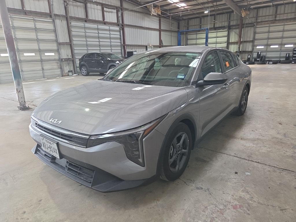 Thumbnail: 2025 Kia K4 - 1