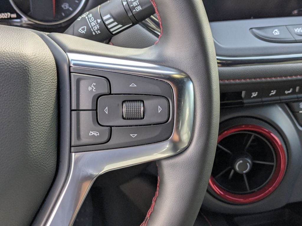 Thumbnail: 2025 Chevrolet Blazer - 16