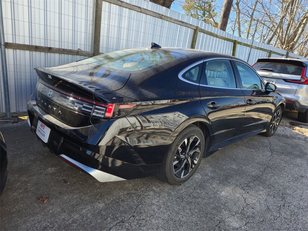 Thumbnail: 2025 Hyundai Sonata - 4