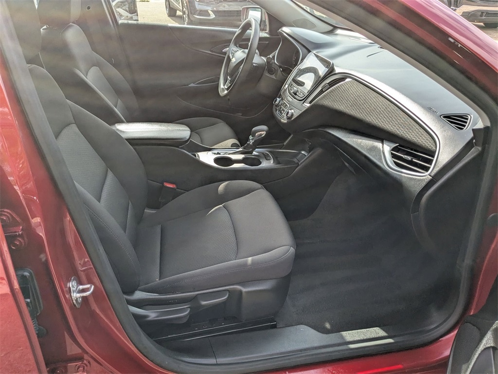 2024 Chevrolet Malibu LT 24