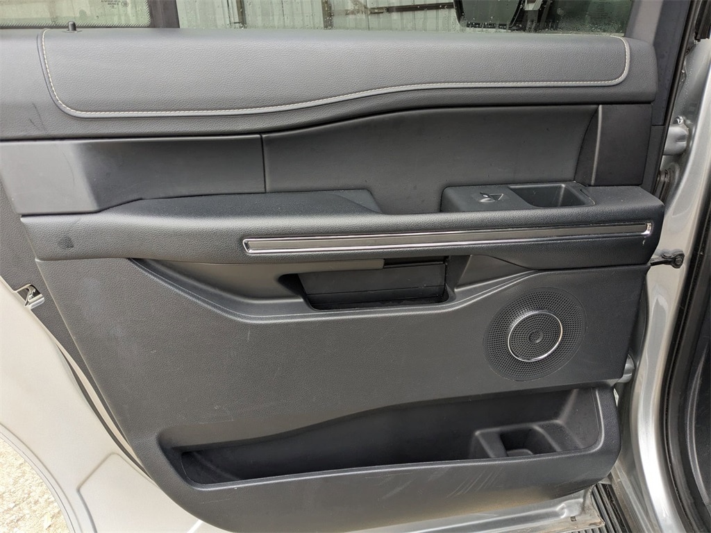 Thumbnail: 2023 Ford Expedition MAX - 26