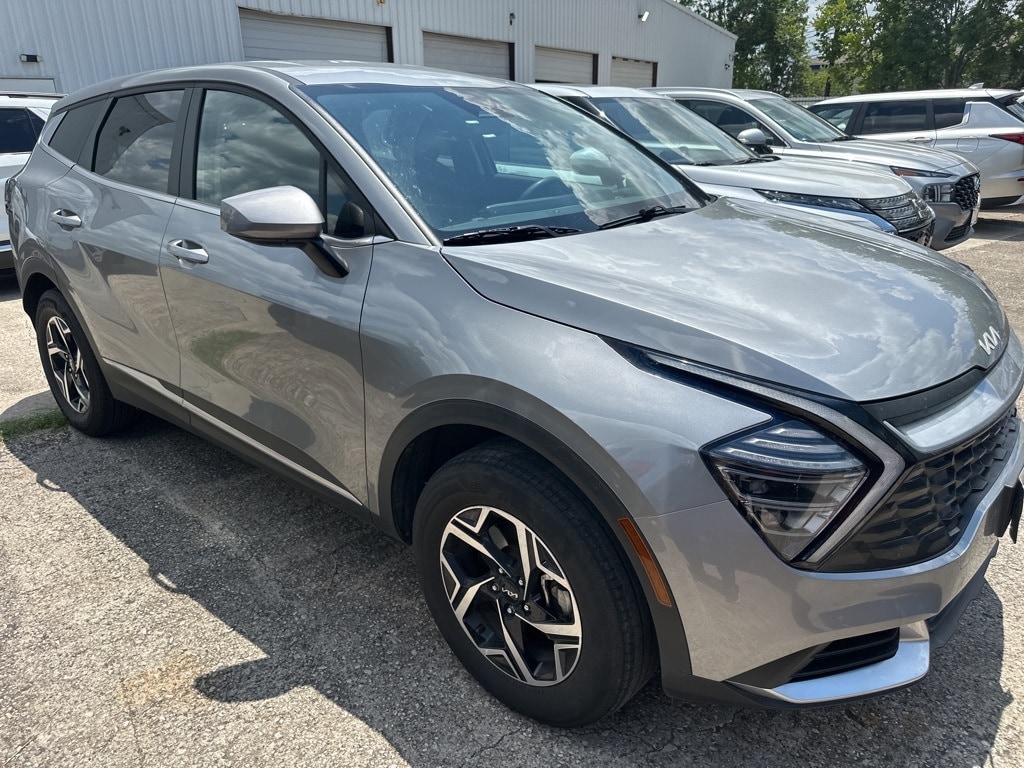 Thumbnail: 2024 Kia Sportage - 3