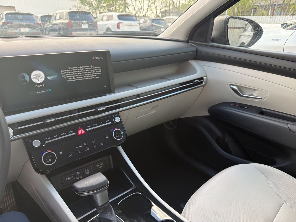 Thumbnail: 2025 Hyundai Tucson - 3