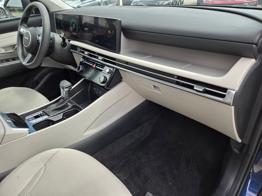 Thumbnail: 2025 Hyundai Tucson - 32