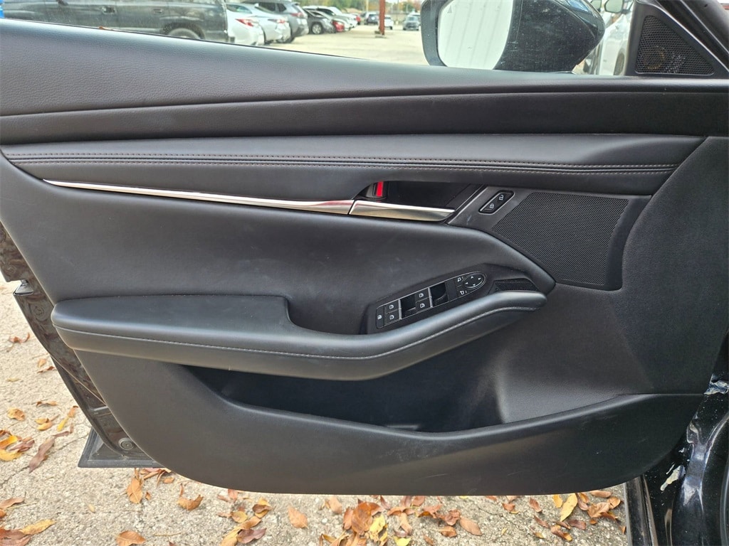 Thumbnail: 2025 Mazda Mazda3 - 5